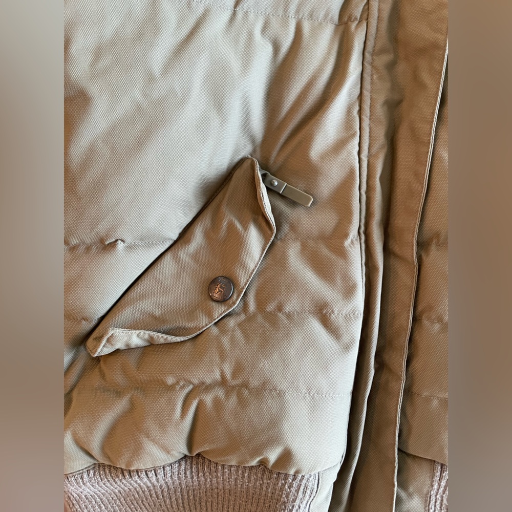 Helly Hansen Bomber Winter Jacket. - image 3